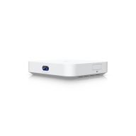   UBiQUiTi Vezetékes Cloud Gateway  4x2,5Gbps (LAN) + 1x2,5Gbps (WAN), IPS routing, OpenVPN, Asztali - UCG-MAX