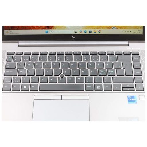 HP Zbook Firefly 14 G8 Workstation laptop garanciával i7-16GB-512SSD-FHD