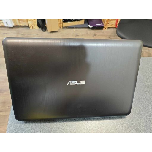 Asus X540SA Notebook
