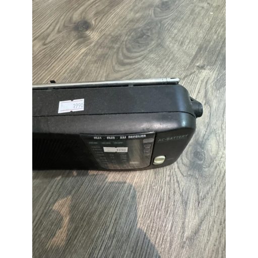 Dyras HFM-8770 Hordozható Rádió