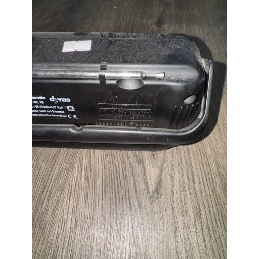 Dyras HFM-8770 Hordozható Rádió