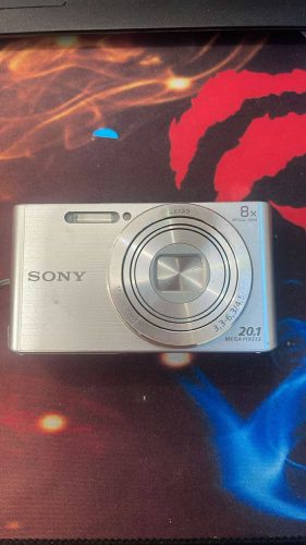 Sony Cybershot DSC-W830 20,1MP 8x optikai zoom digitális fényképezőgép